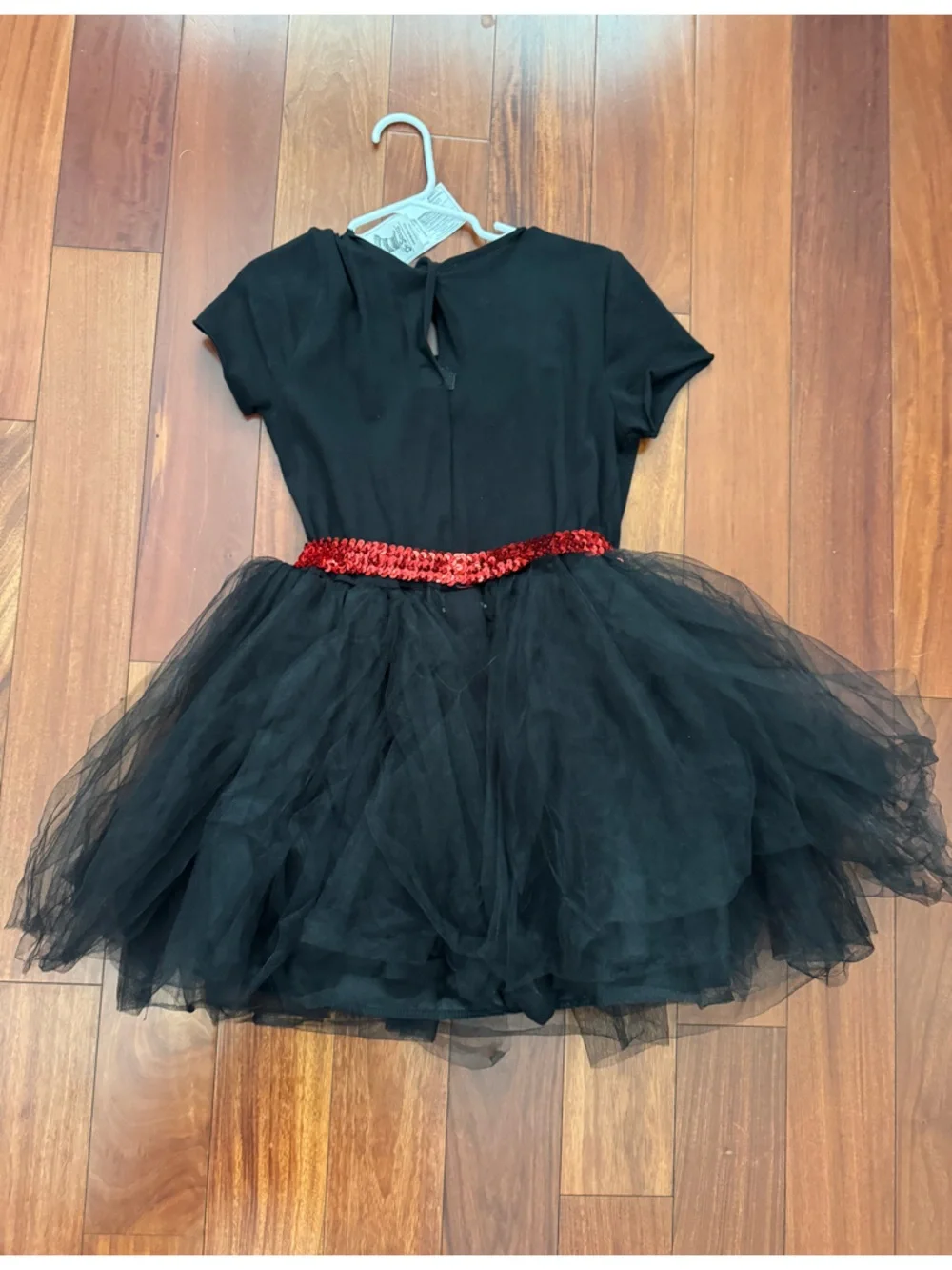 N/A playful black